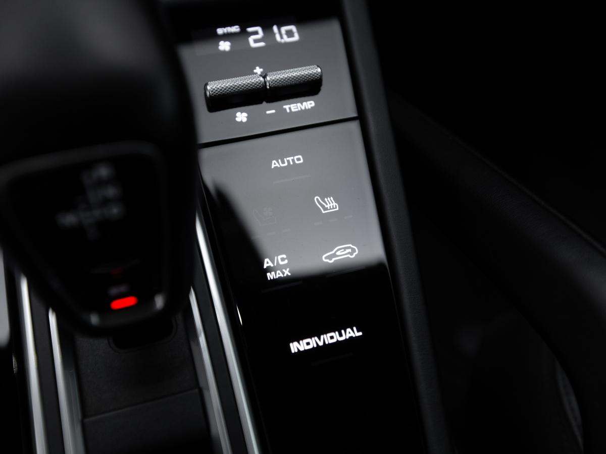 porsche-cayenne-2020-hibrido-a-gasolina-2995cc
