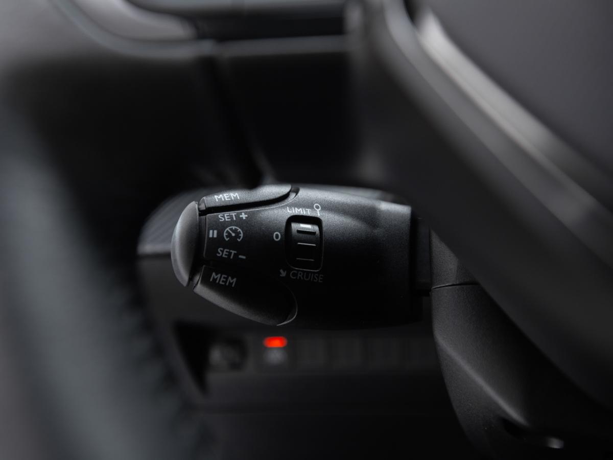peugeot-e-208-2021-eletrico-0cc