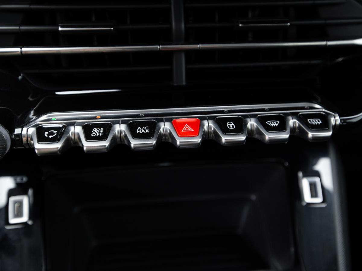 peugeot-e-208-2021-eletrico-0cc