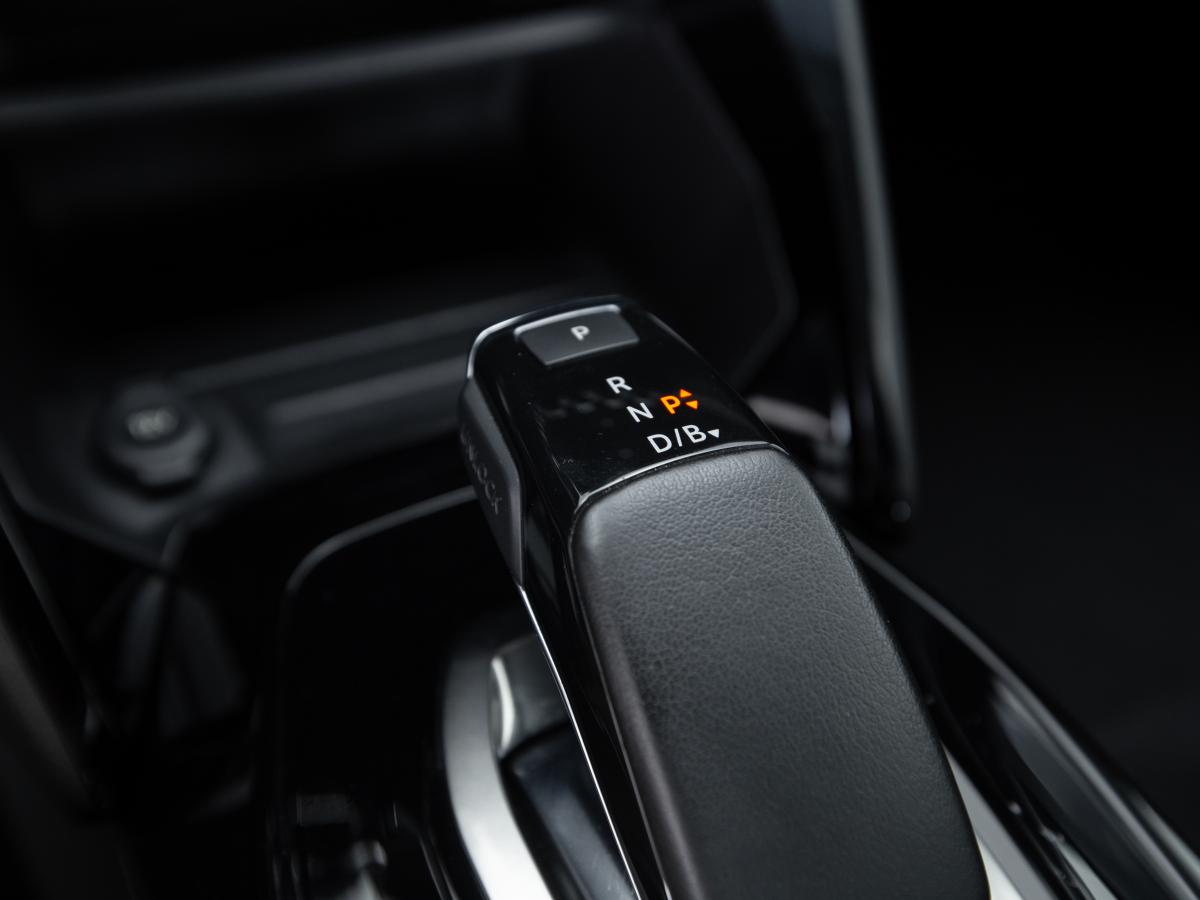 peugeot-e-208-2021-eletrico-0cc
