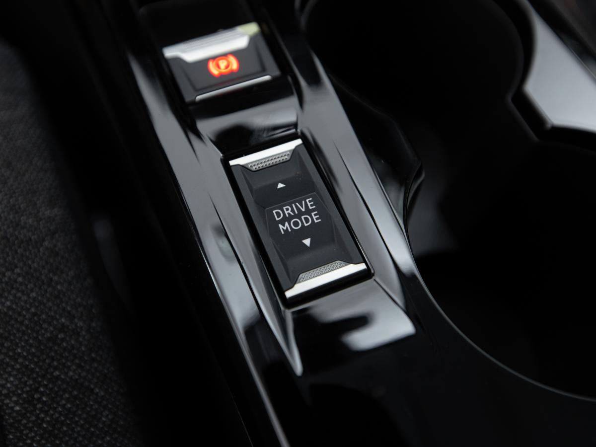 peugeot-e-208-2021-eletrico-0cc