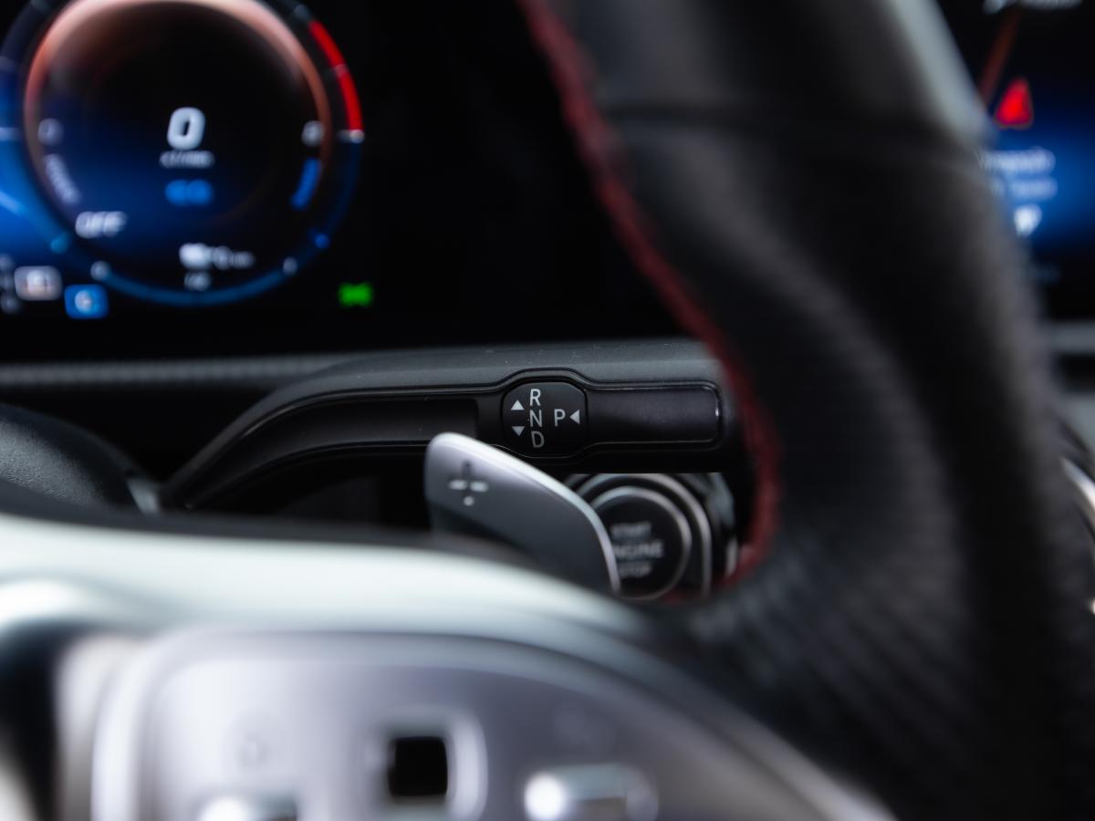 mercedes-benz-classe-a-2022-hibrido-a-gasolina-1332cc