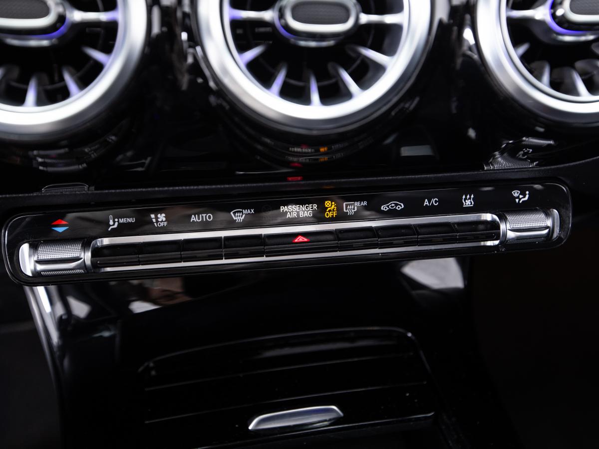 mercedes-benz-classe-a-2022-hibrido-a-gasolina-1332cc