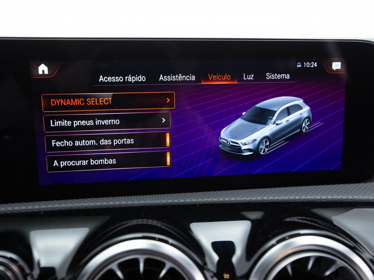 mercedes-benz-classe-a-2022-hibrido-a-gasolina-1332cc