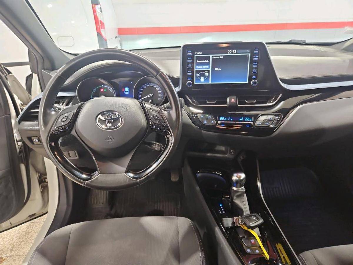 toyota-c-hr-2019-hibrido-a-gasolina-1987cc