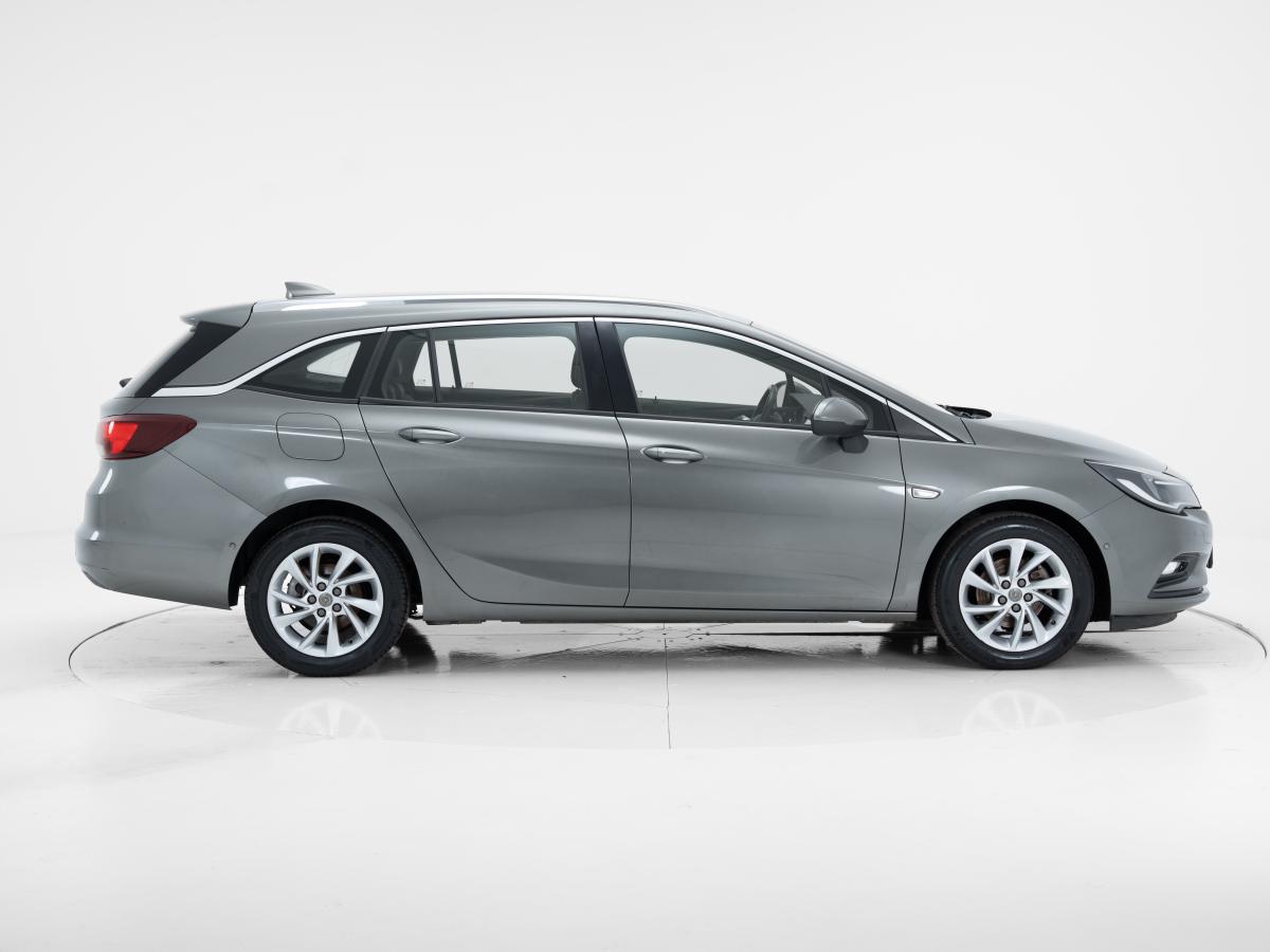 opel-astra-sport-tourer-2018-diesel-1598cc