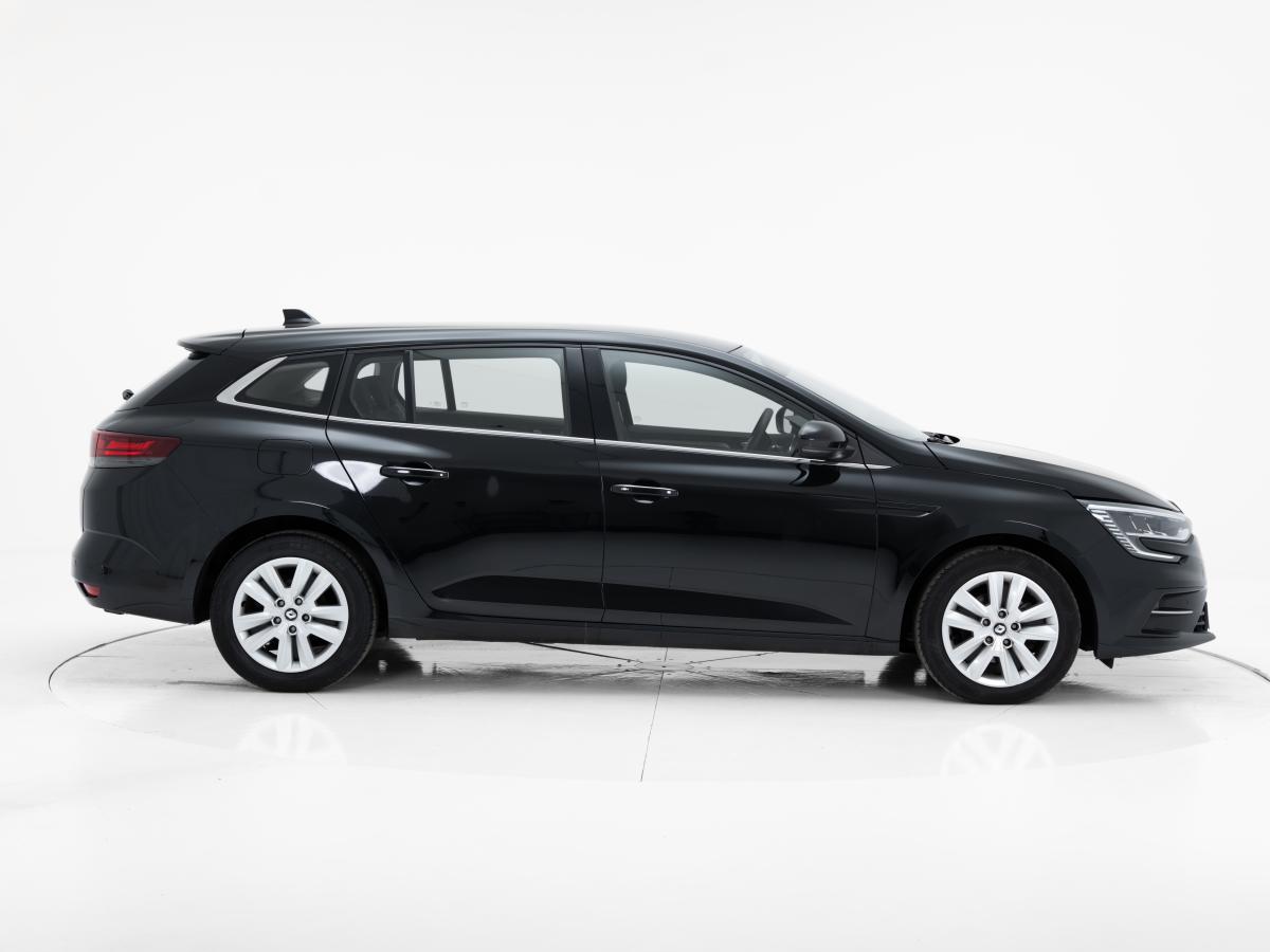 renault-megane-sport-tourer-2024-diesel-1461cc