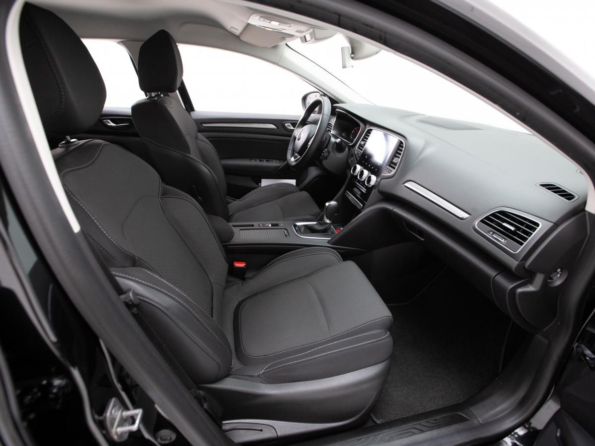 renault-megane-sport-tourer-2024-diesel-1461cc