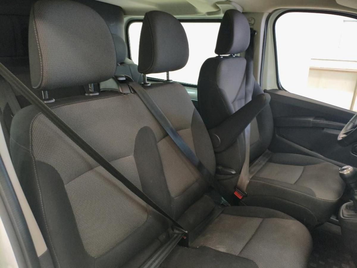 renault-trafic-2022-diesel-1997cc