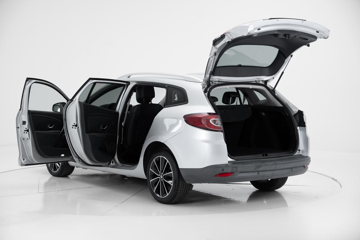 renault-megane-sport-tourer-2013-diesel-1598cc