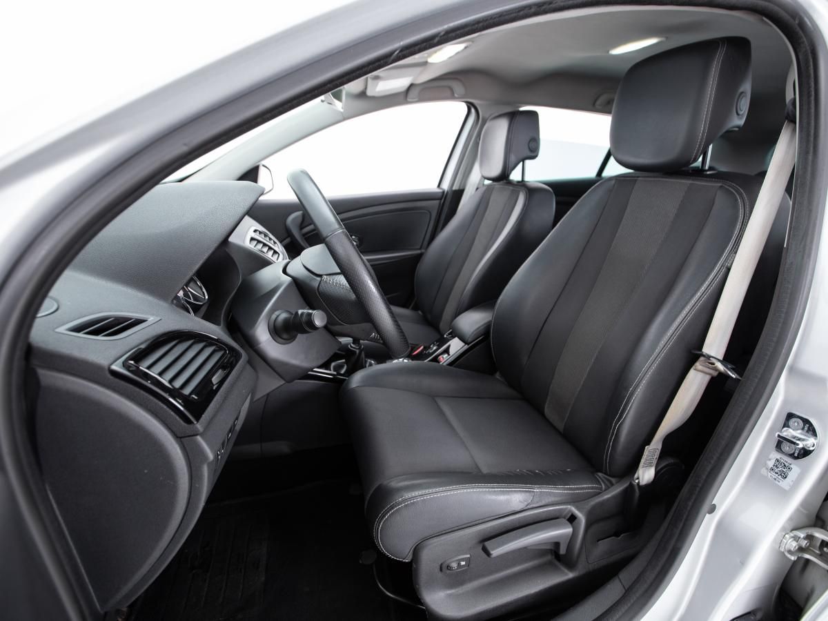renault-megane-sport-tourer-2013-diesel-1598cc