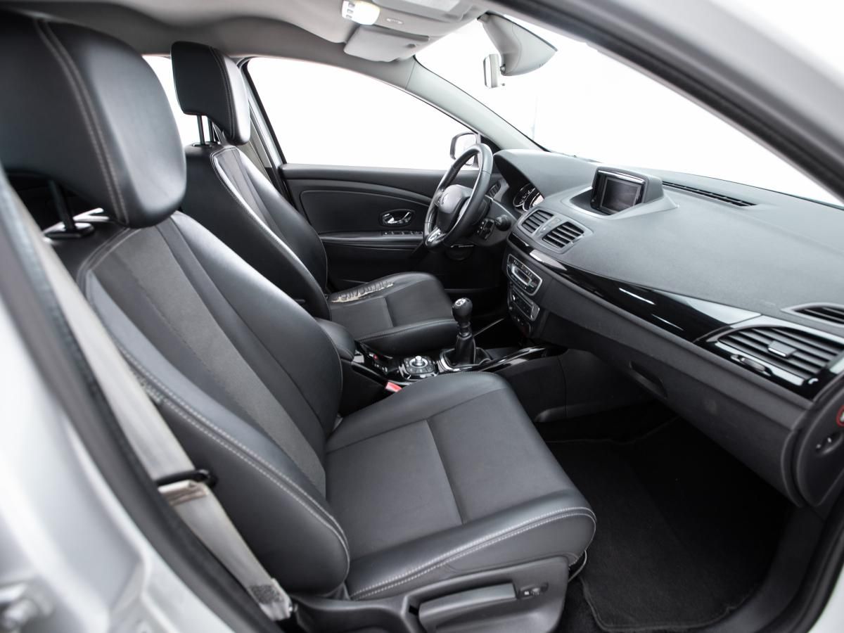 renault-megane-sport-tourer-2013-diesel-1598cc