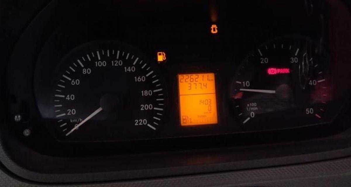 mercedes-benz-vito-2009-diesel-2148cc