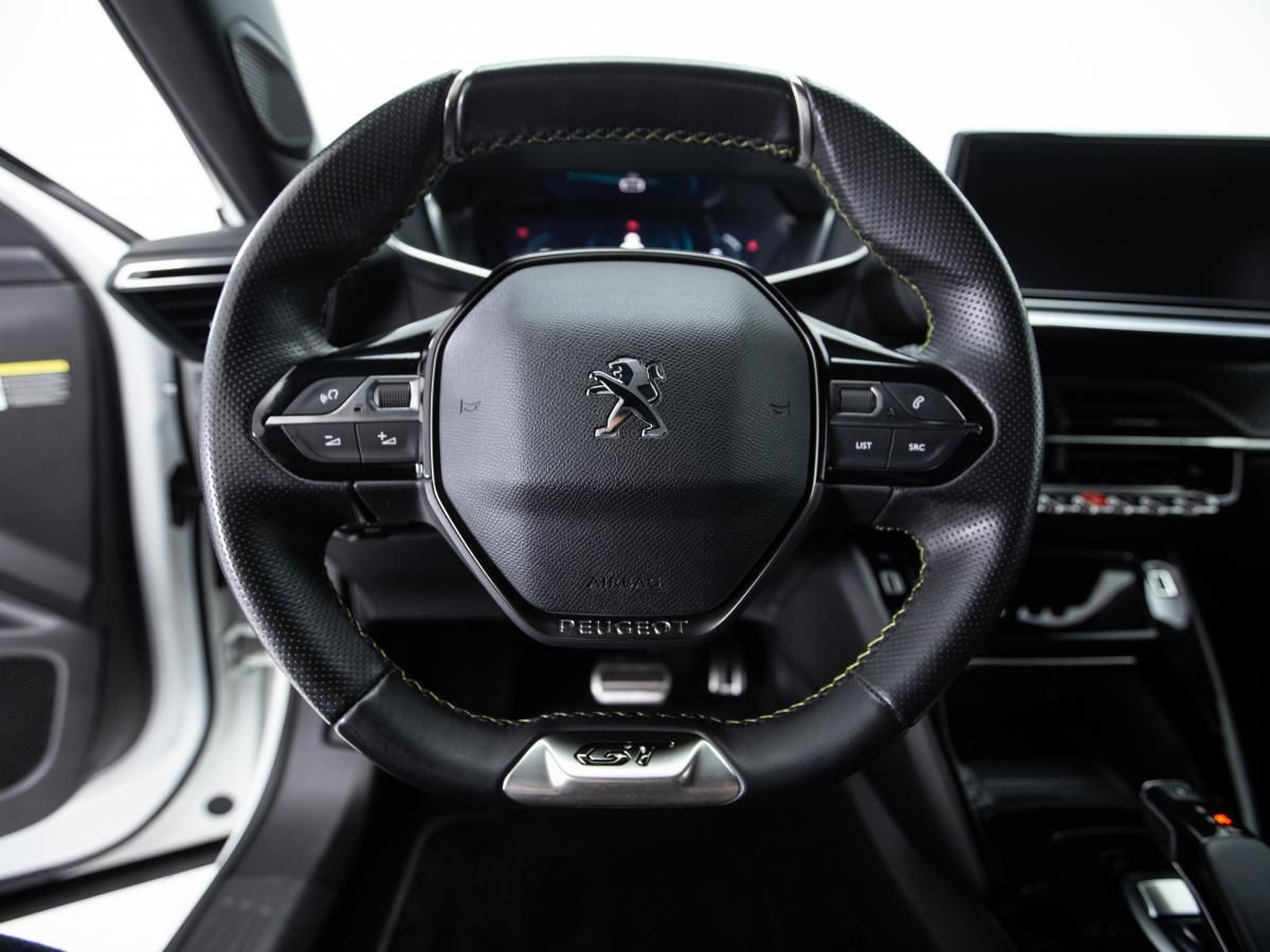 peugeot-e-2008-2021-eletrico-0cc