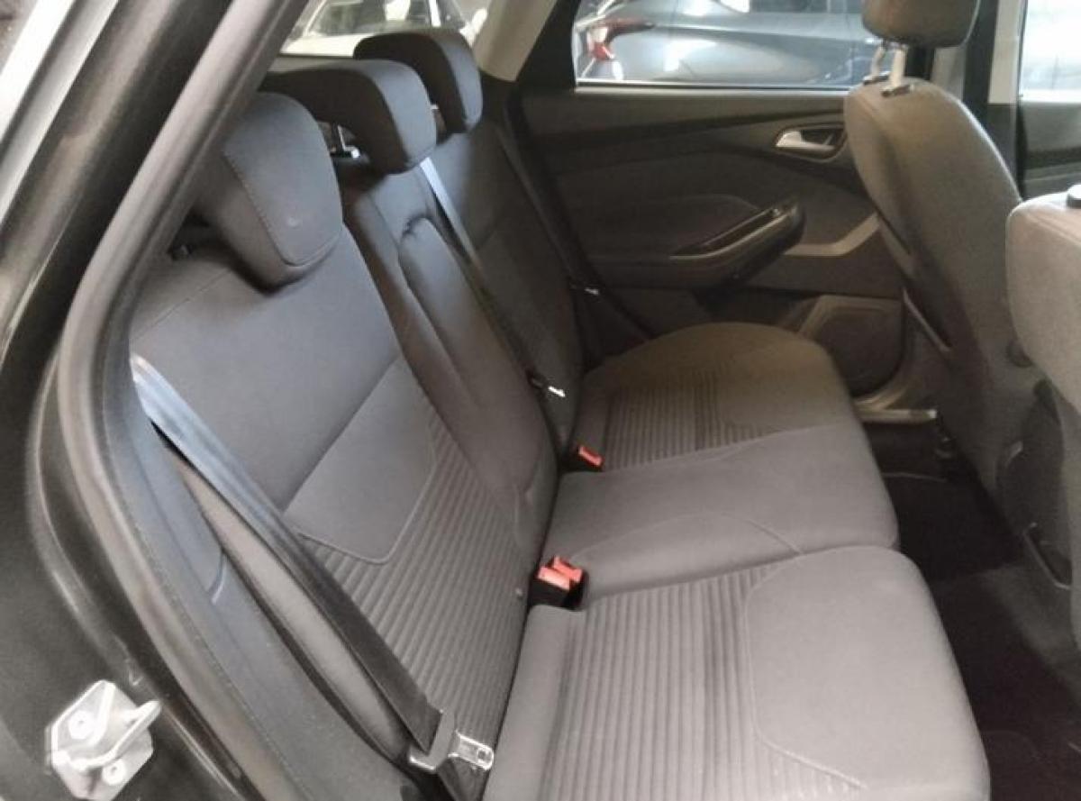 ford-focus-sw-2018-diesel-1499cc