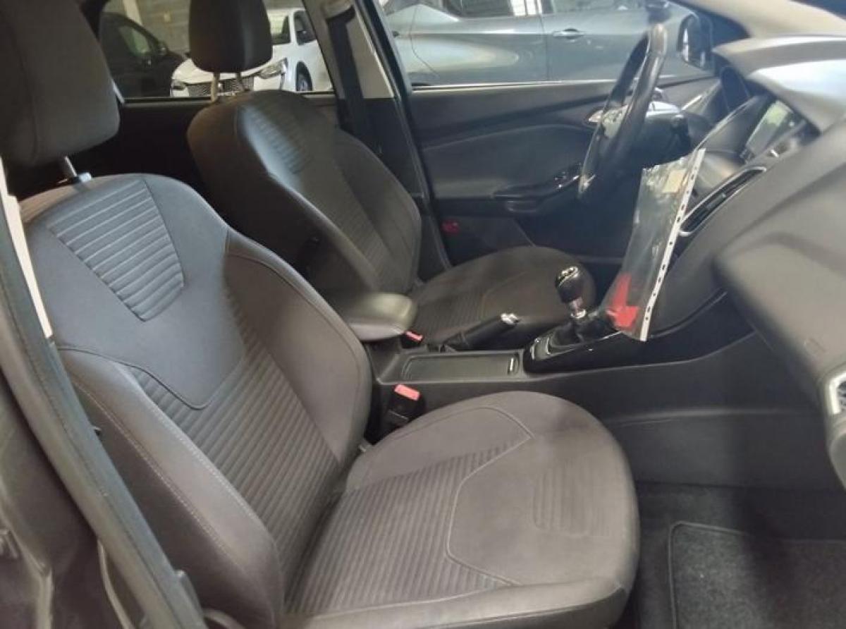ford-focus-sw-2018-diesel-1499cc