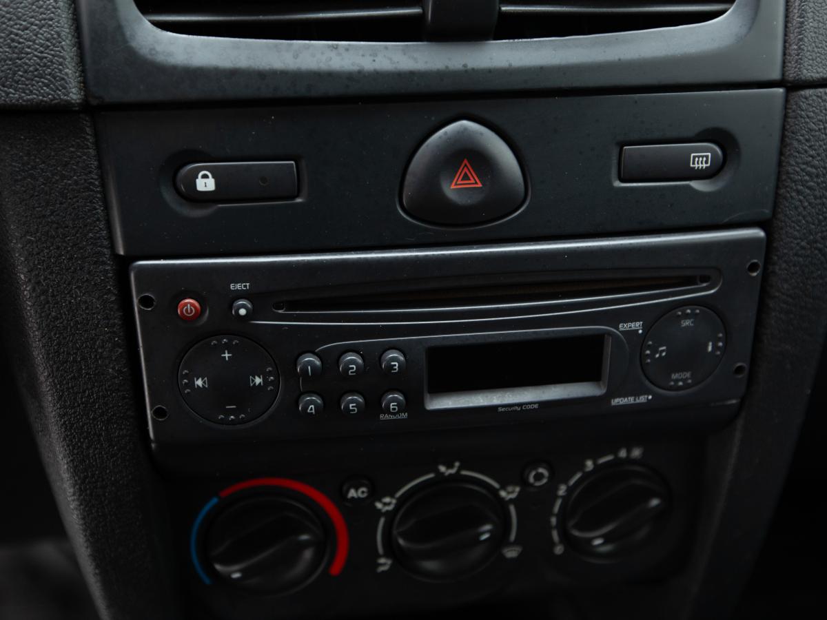renault-clio-2006-diesel-1461cc