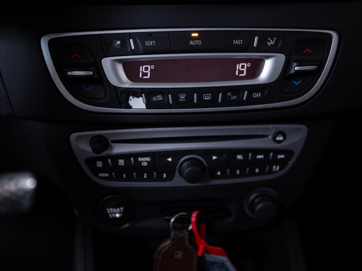 renault-megane-2010-gasolina-1998cc