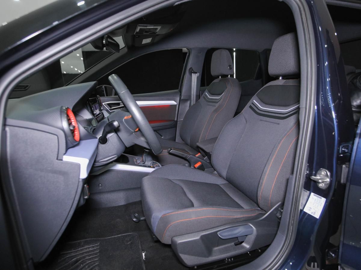 seat-arona-2021-gasolina-999cc