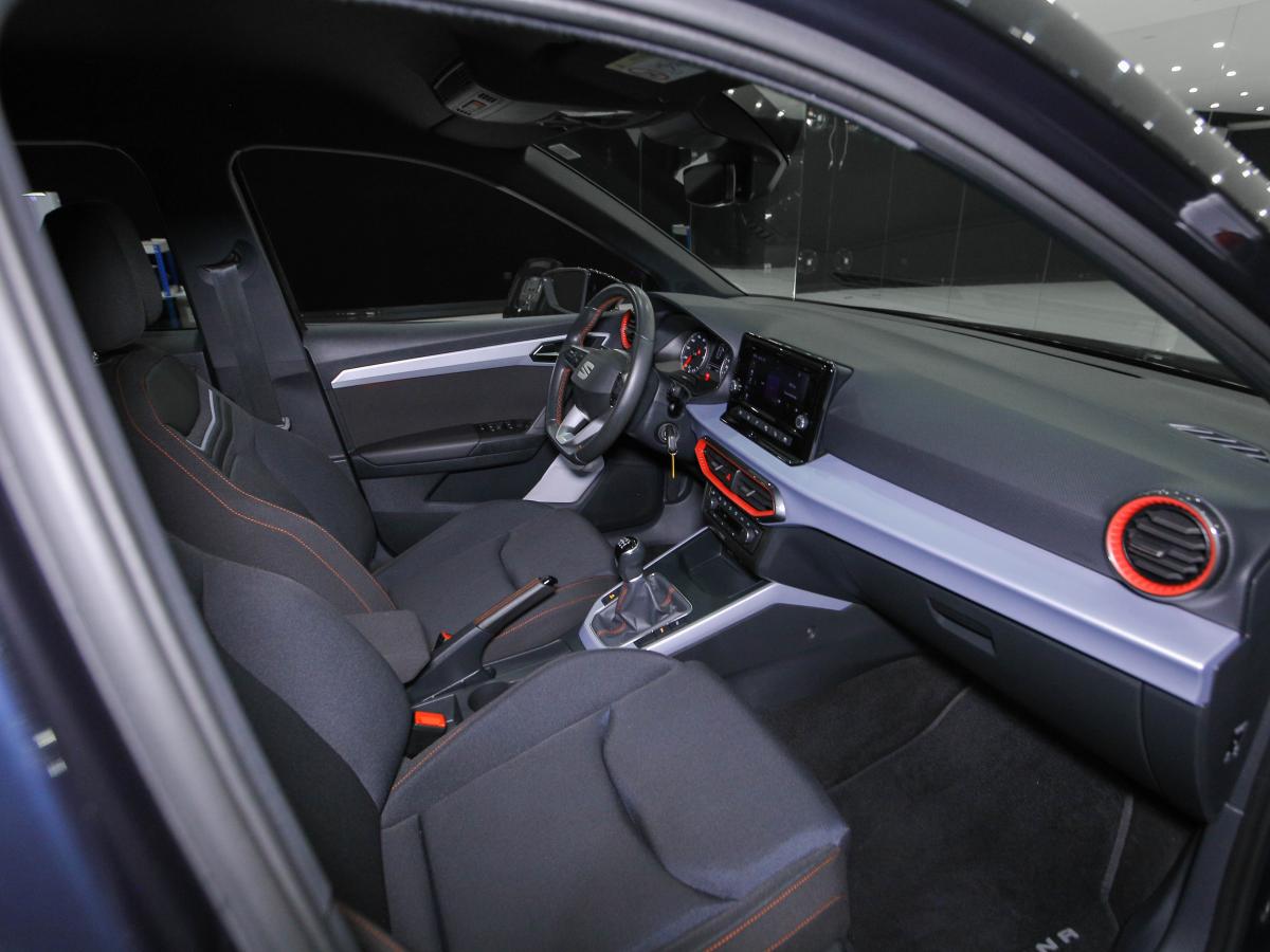 seat-arona-2021-gasolina-999cc