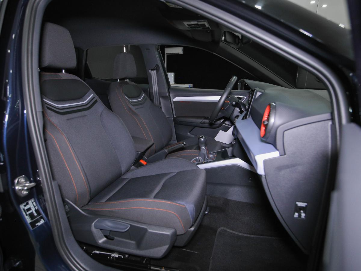 seat-arona-2021-gasolina-999cc