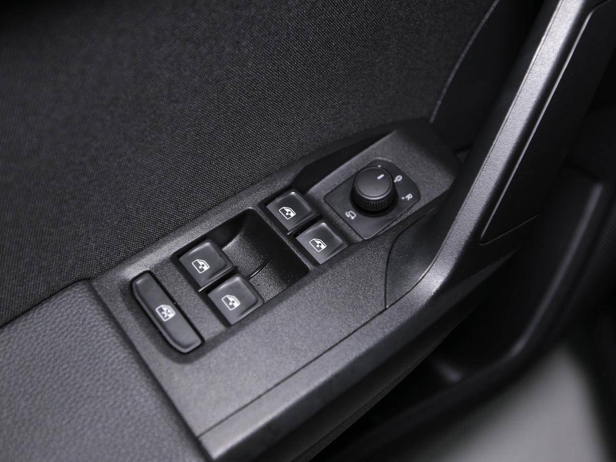 seat-arona-2021-gasolina-999cc