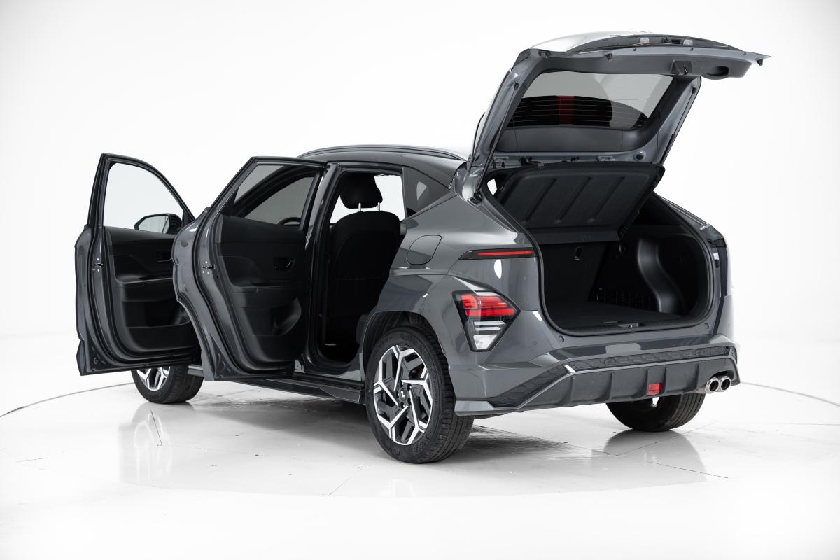 hyundai-kauai-2023-hibrido-a-gasolina-1580cc