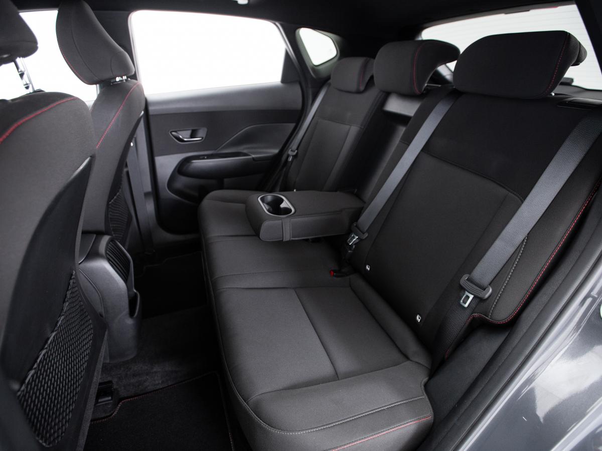 hyundai-kauai-2023-hibrido-a-gasolina-1580cc