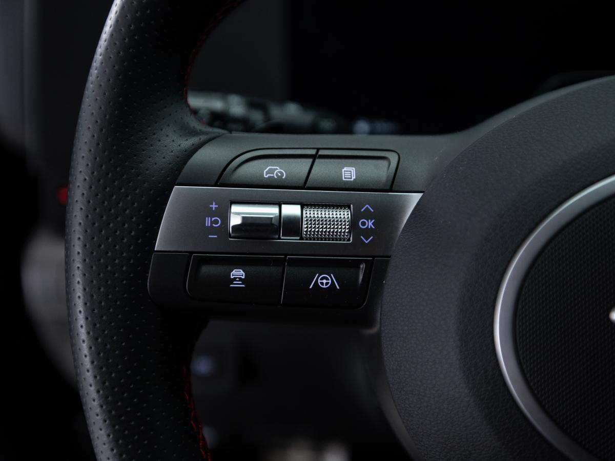 hyundai-kauai-2023-hibrido-a-gasolina-1580cc