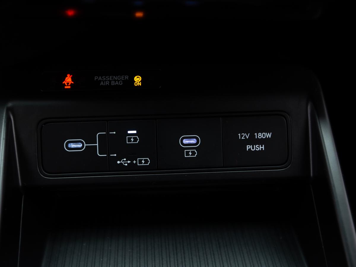 hyundai-kauai-2023-hibrido-a-gasolina-1580cc