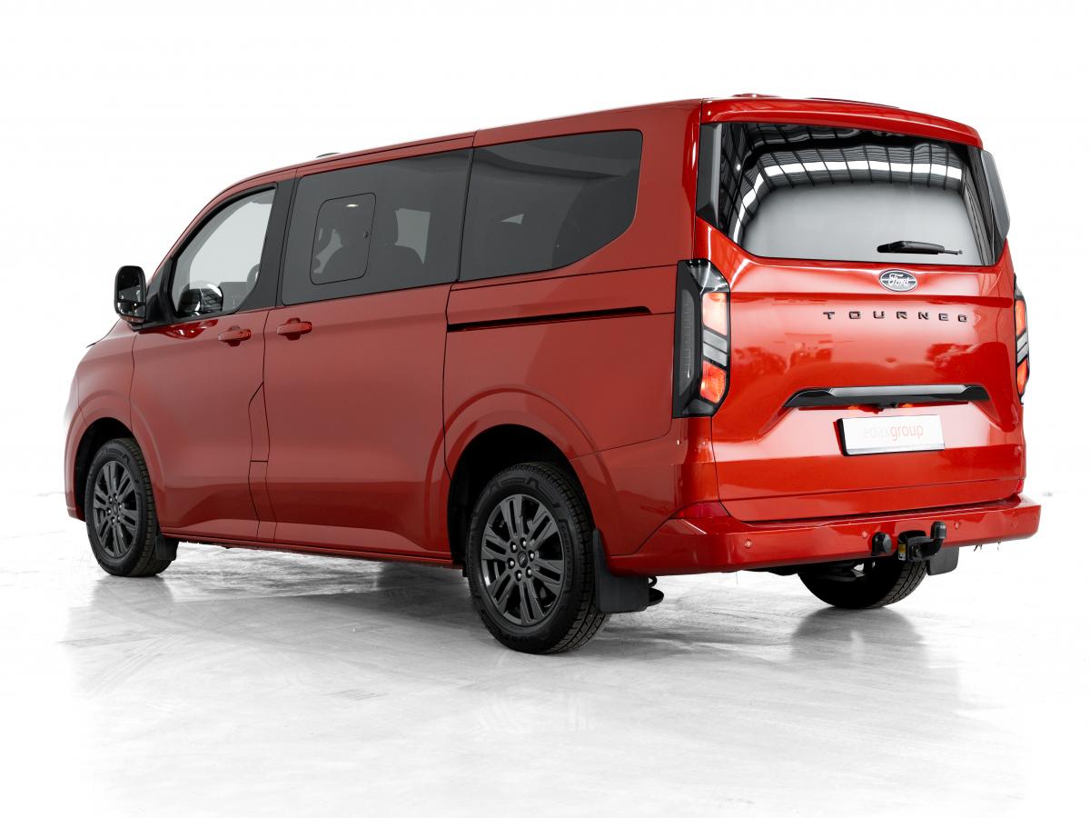 ford-tourneo-custom-2024-diesel-1996cc