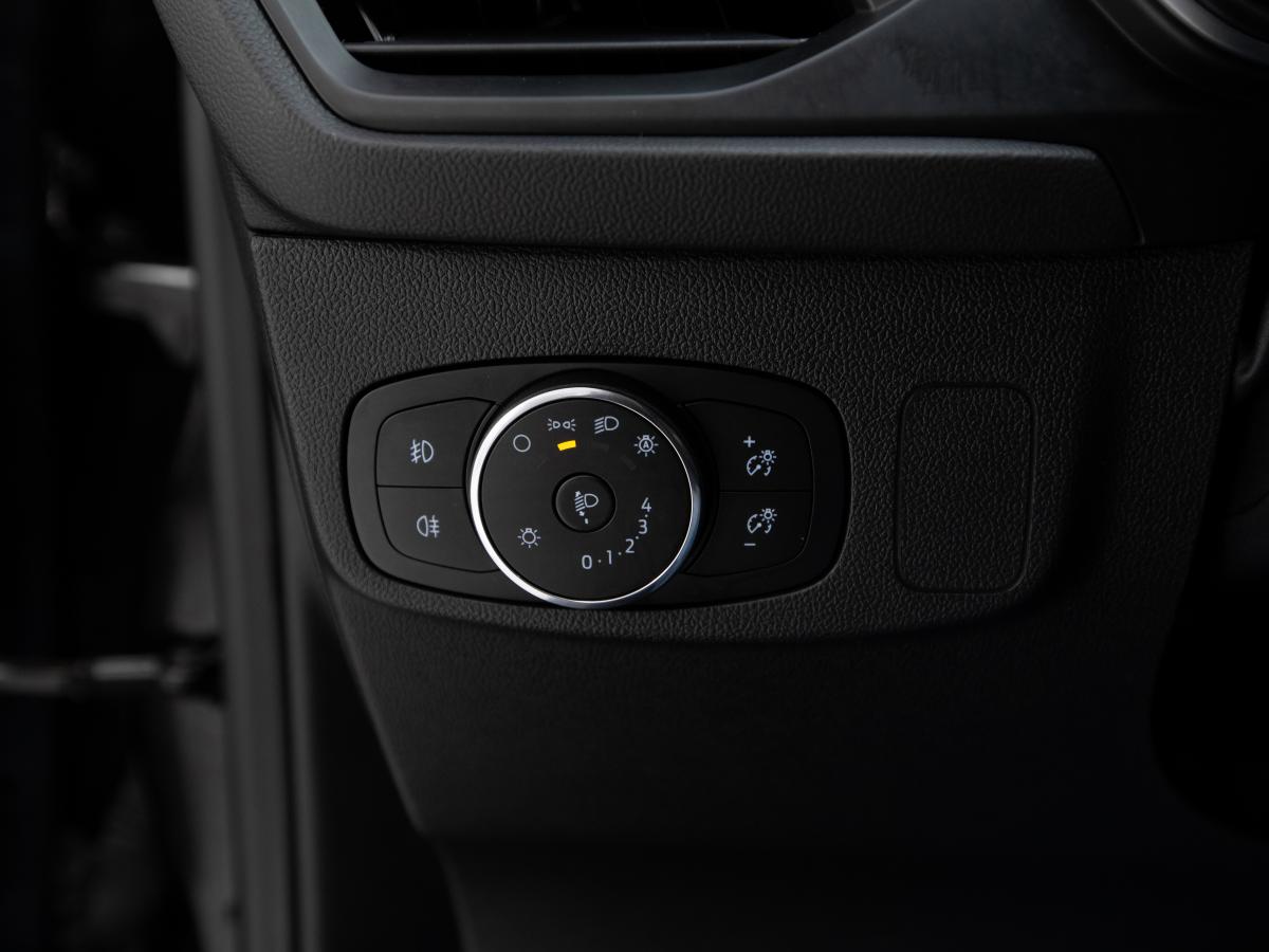 ford-focus-sw-2023-gasolina-998cc