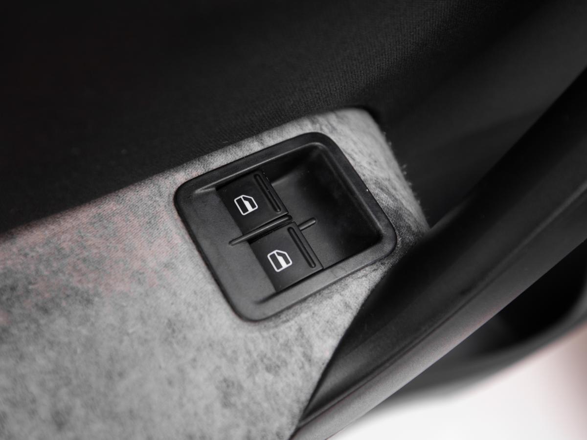 volkswagen-polo-2012-diesel-1598cc