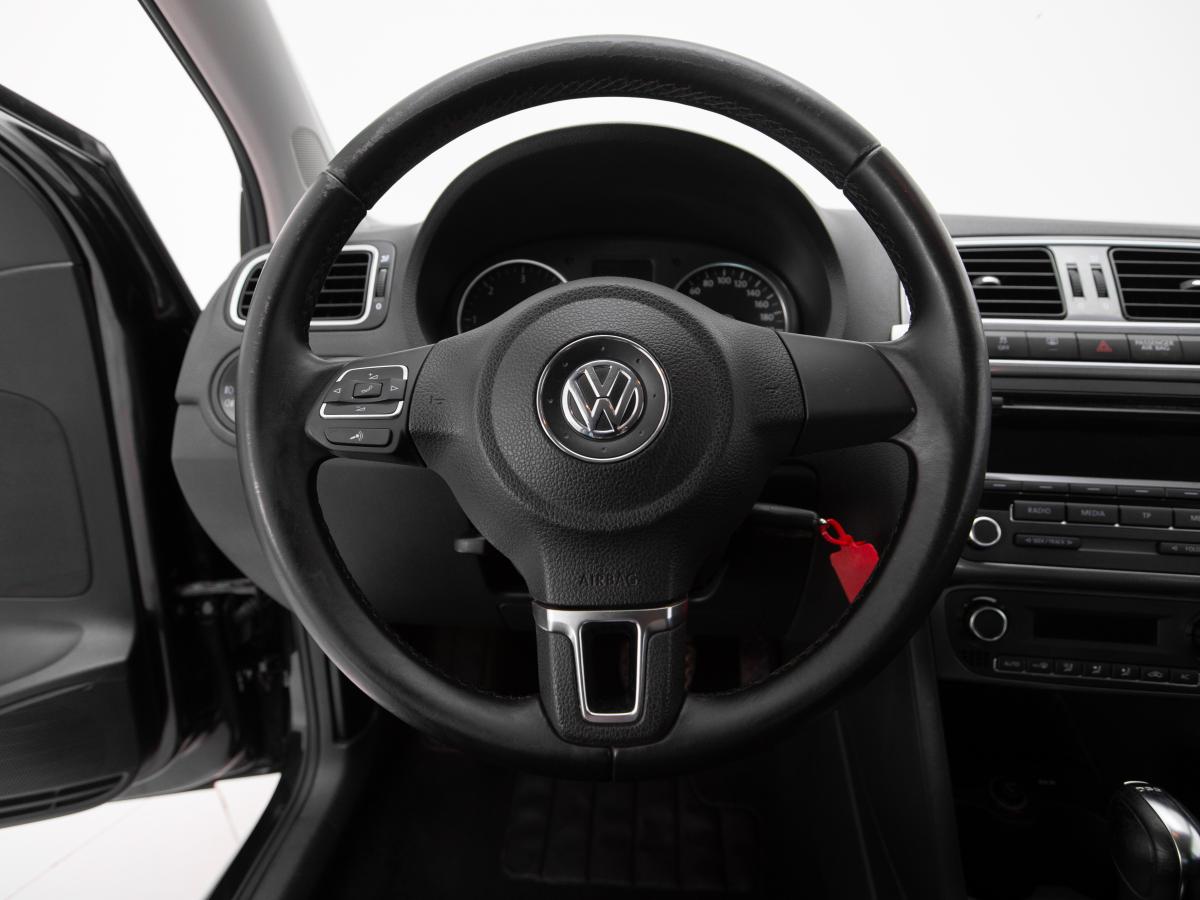 volkswagen-polo-2012-diesel-1598cc