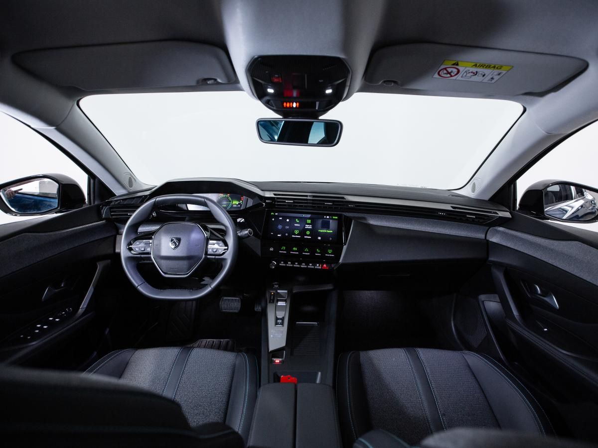 peugeot-408-2025-gasolina-1199cc