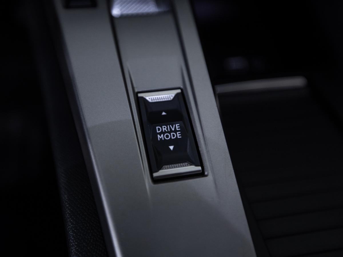 peugeot-408-2025-gasolina-1199cc