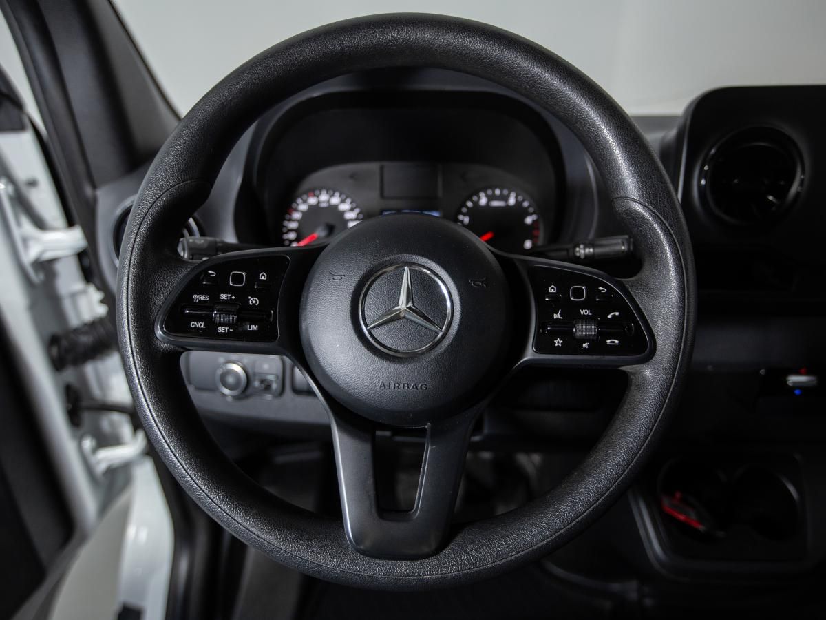 mercedes-benz-sprinter-2020-diesel-2143cc