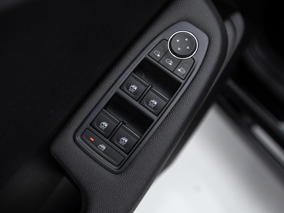 renault-clio-2024-gpl-999cc