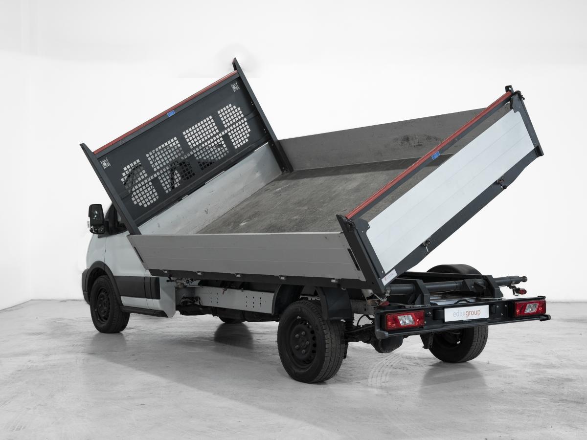 ford-transit-2024-diesel-1996cc