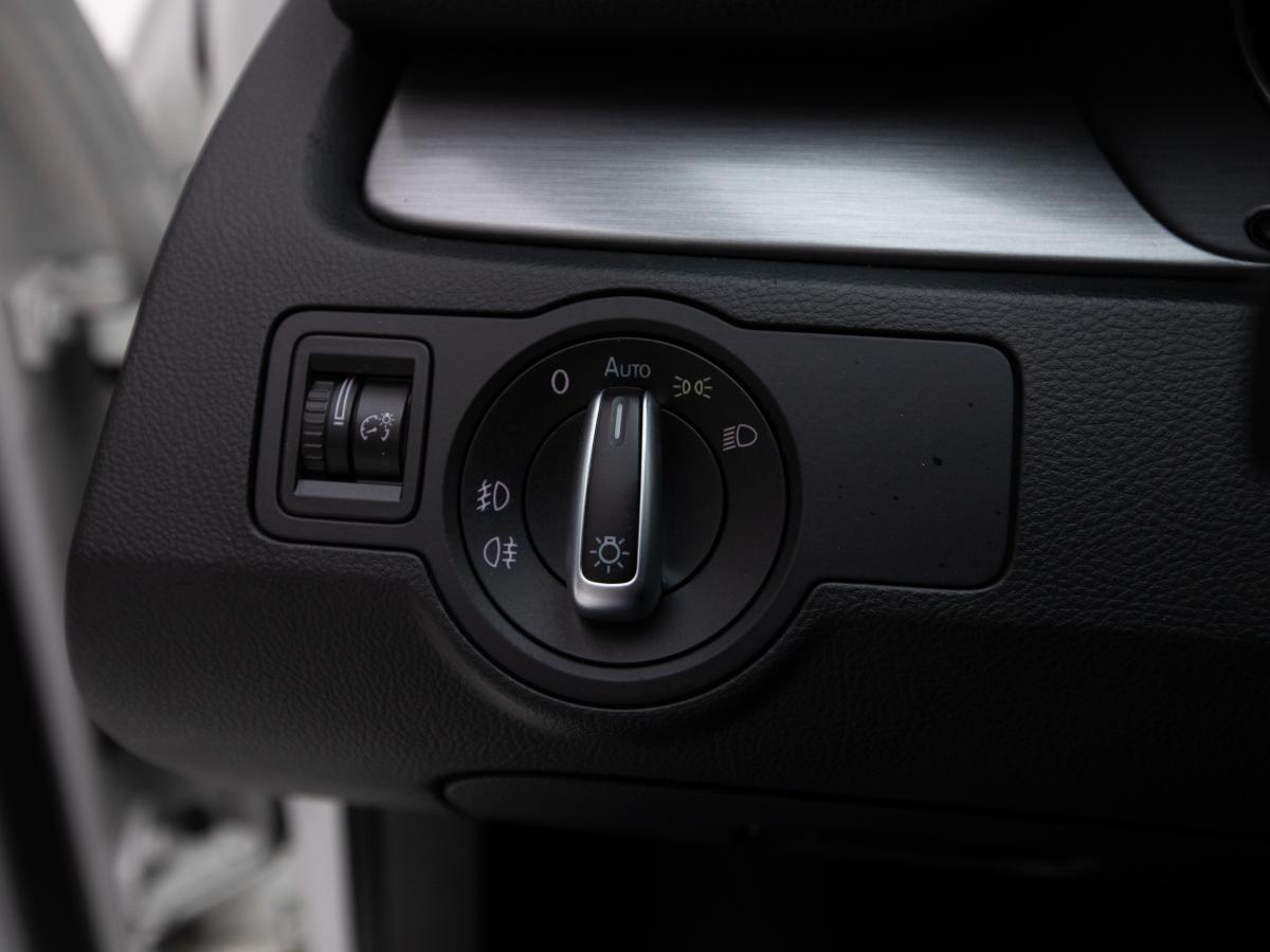 volkswagen-passat-variant-2012-diesel-1598cc