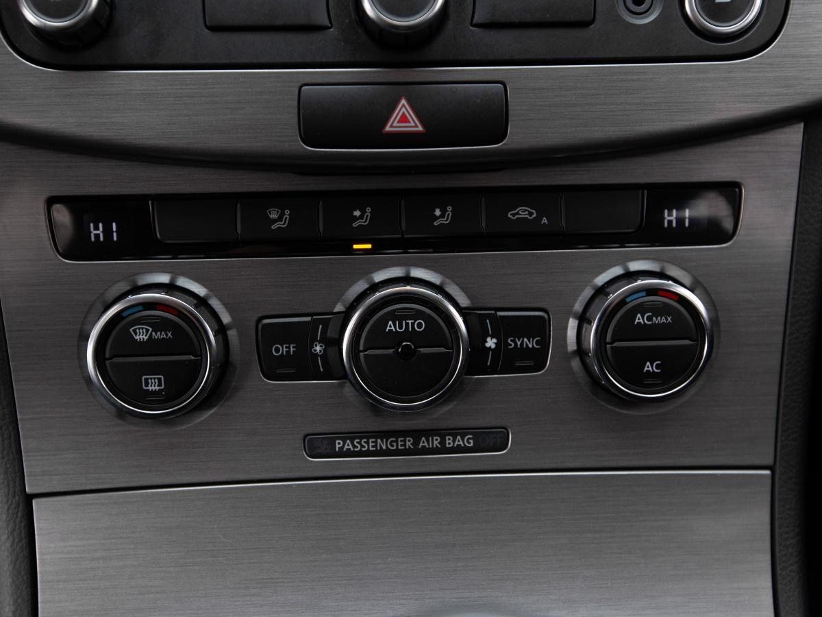 volkswagen-passat-variant-2012-diesel-1598cc
