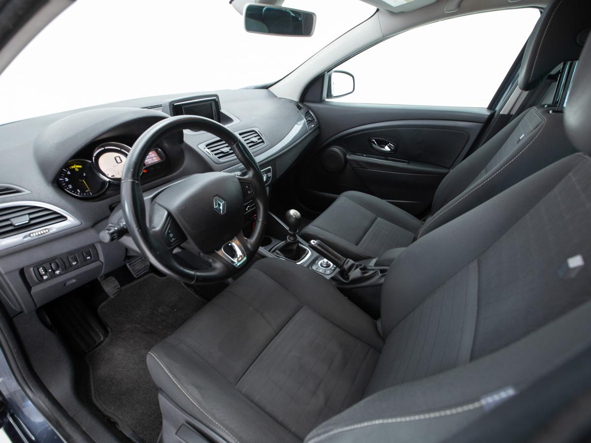 renault-megane-sport-tourer-2016-diesel-1461cc