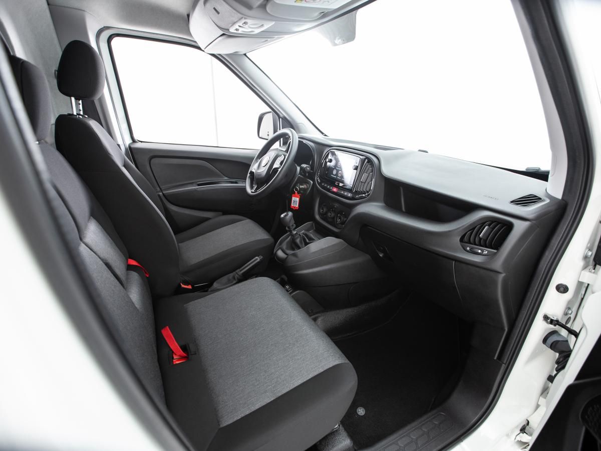 fiat-doblo-2022-diesel-1598cc