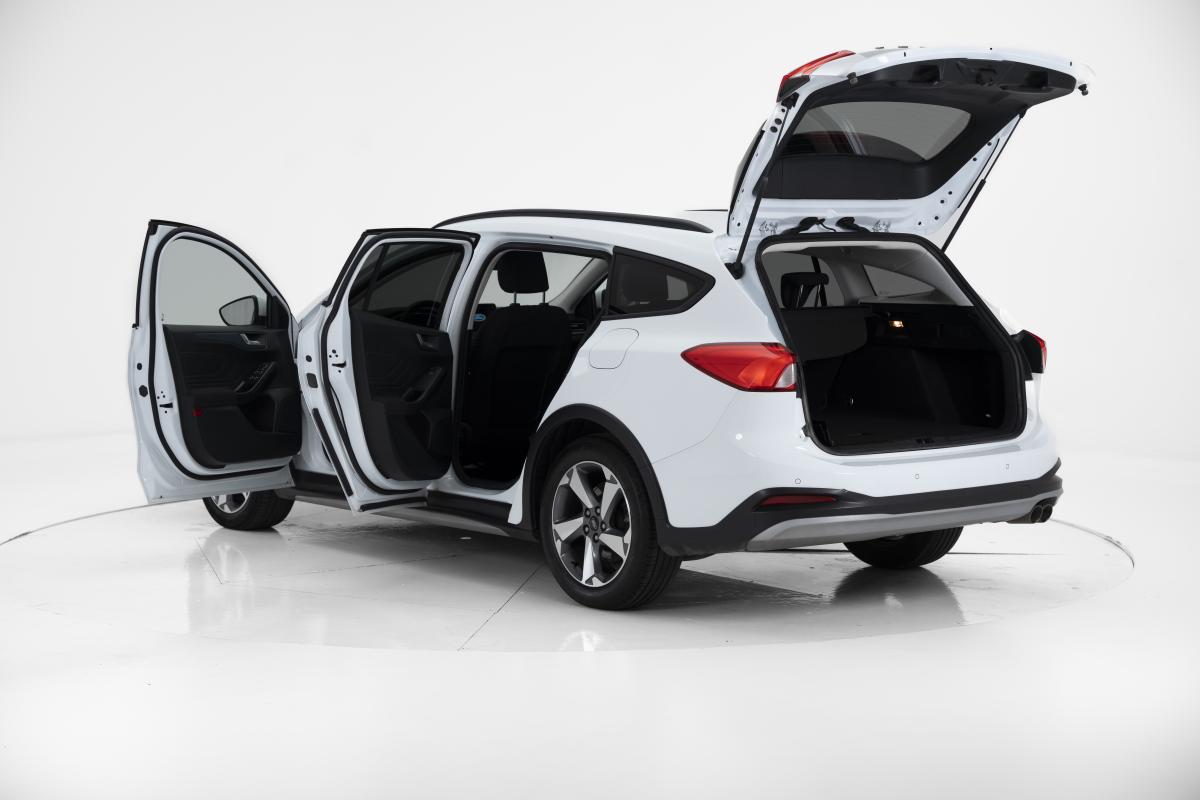 ford-focus-sw-2021-diesel-1499cc