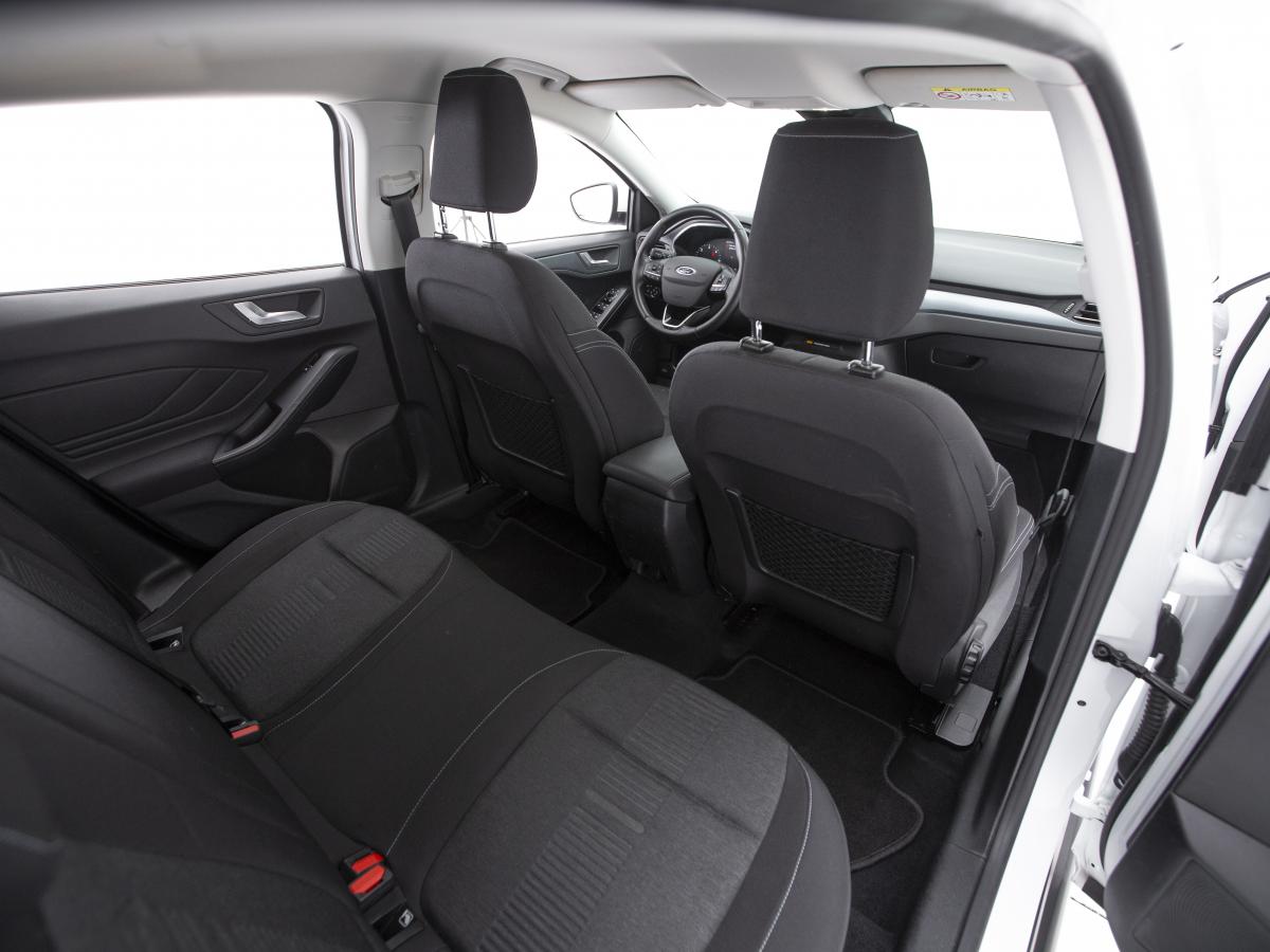 ford-focus-sw-2021-diesel-1499cc