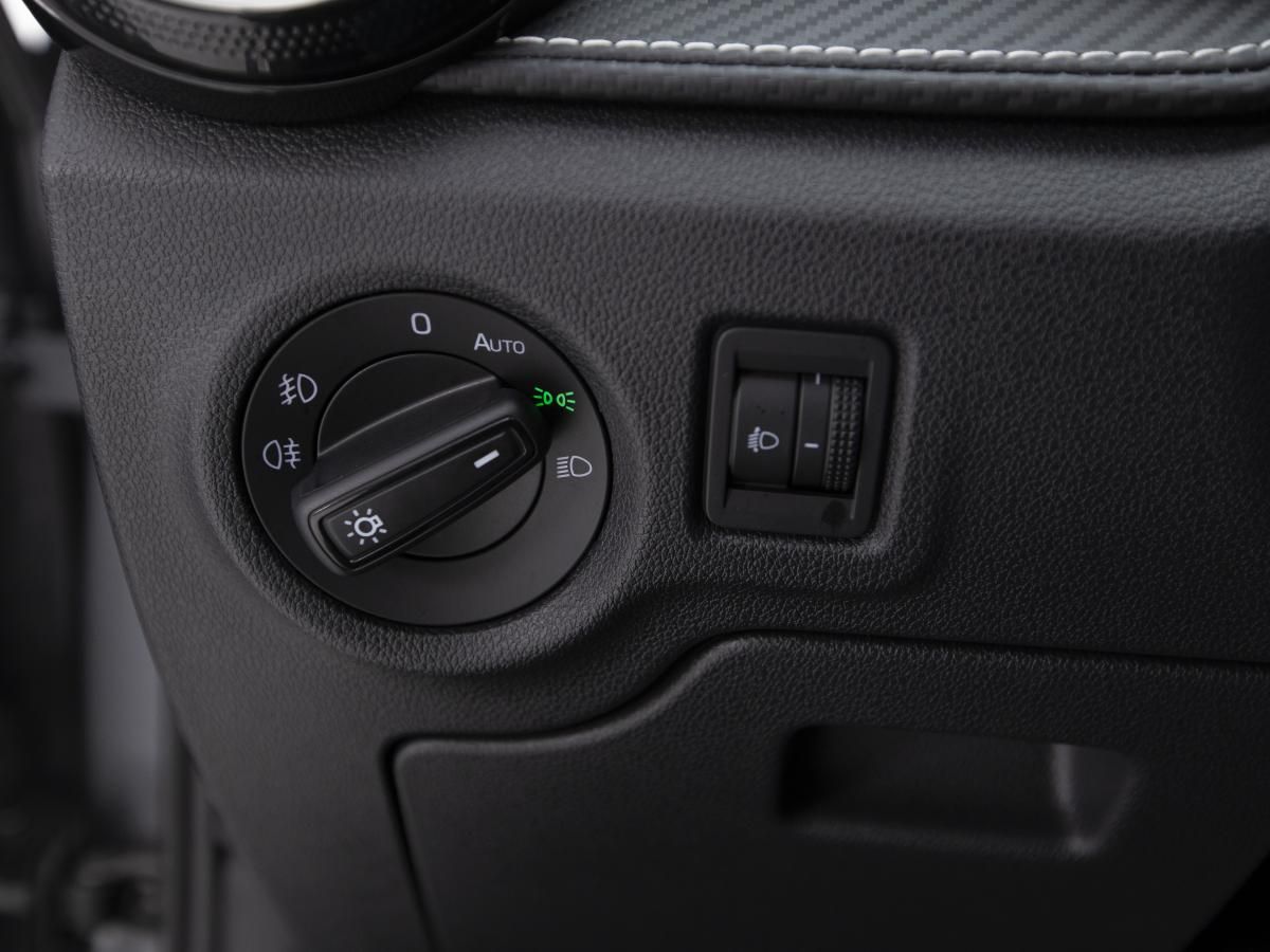 skoda-fabia-2024-gasolina-999cc