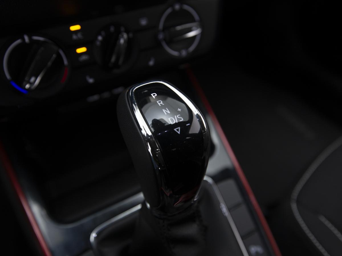 skoda-fabia-2024-gasolina-999cc