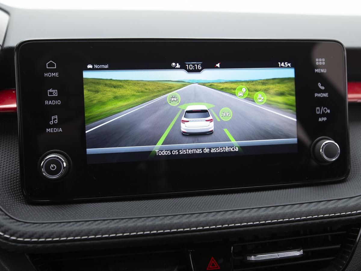 skoda-fabia-2024-gasolina-999cc