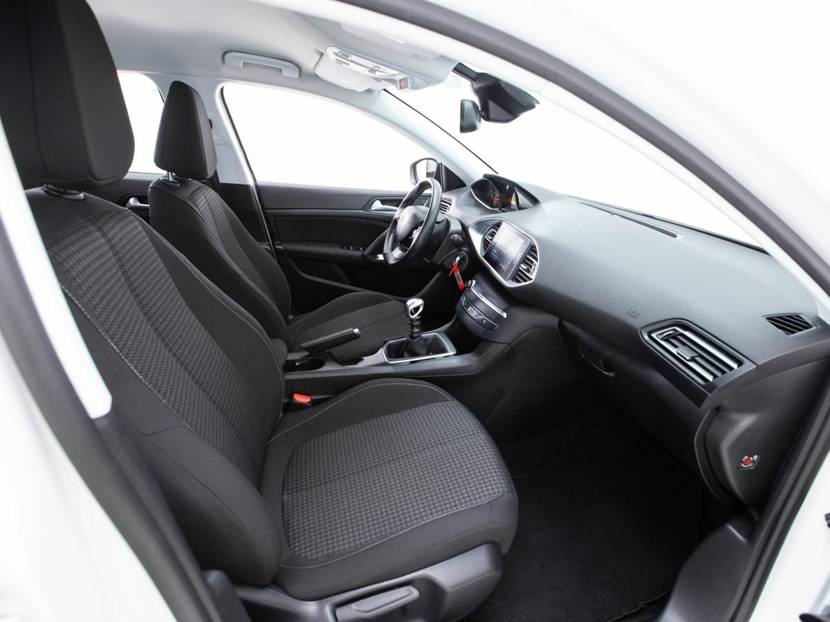 peugeot-308-2019-diesel-1499cc