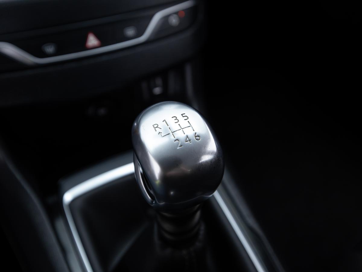 peugeot-308-2019-diesel-1499cc